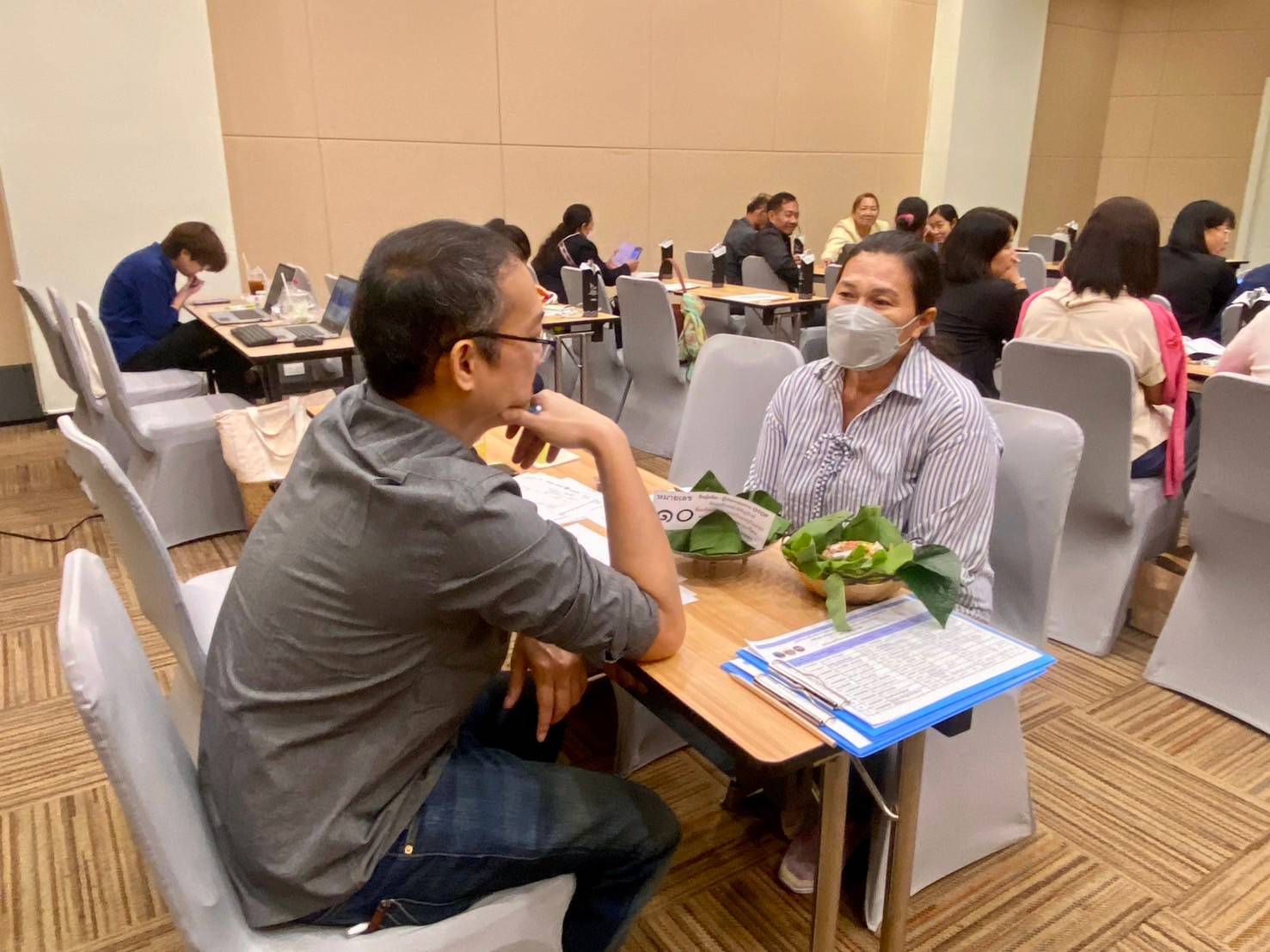 สำนักงานพัฒนาชุมชนจังหวัดระยอง ดำเนินโครงการพัฒนาคุณภาพมาตรฐานผลิตภัณฑ์ OTOP กลุ่มปรับตัวสู่การพัฒนา (Quadrant D)