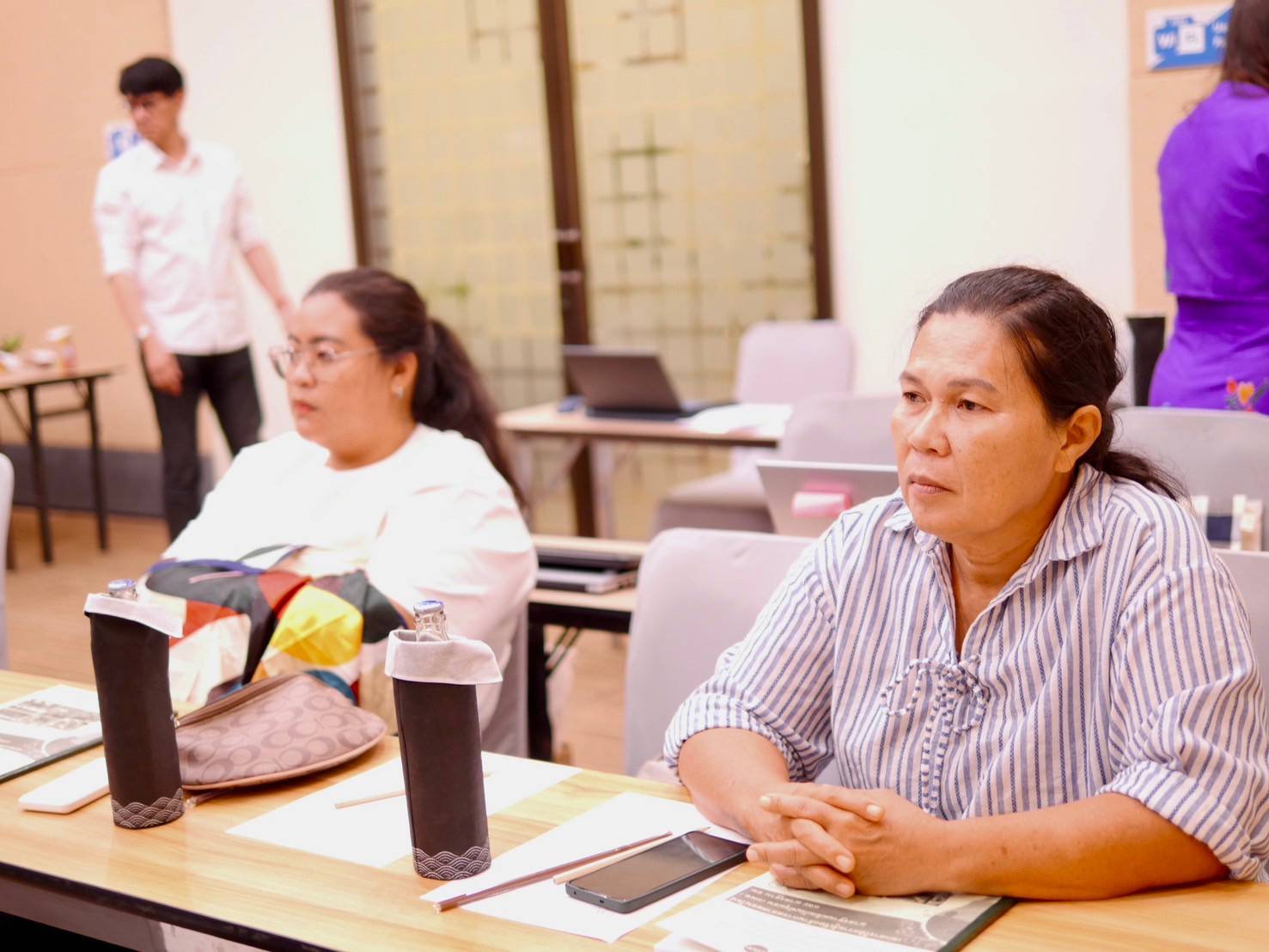 สำนักงานพัฒนาชุมชนจังหวัดระยอง ดำเนินโครงการพัฒนาคุณภาพมาตรฐานผลิตภัณฑ์ OTOP กลุ่มปรับตัวสู่การพัฒนา (Quadrant D)