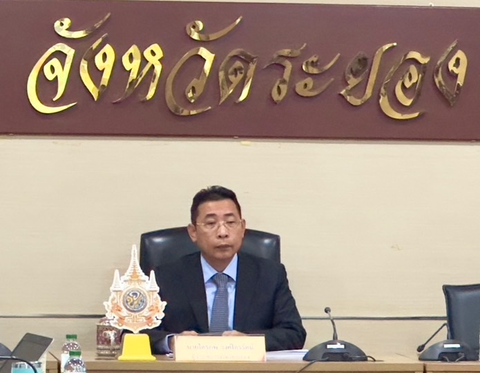 ช.ระยอง ร่วมประชุมศูนย์ปฏิบัติการติดตามเร่งรัดการบำบัดรักษา ฟื้นฟูสภาพสังคม ป้องกันและปราบปรามยาเสพติด ครั้งที่ 3/2568