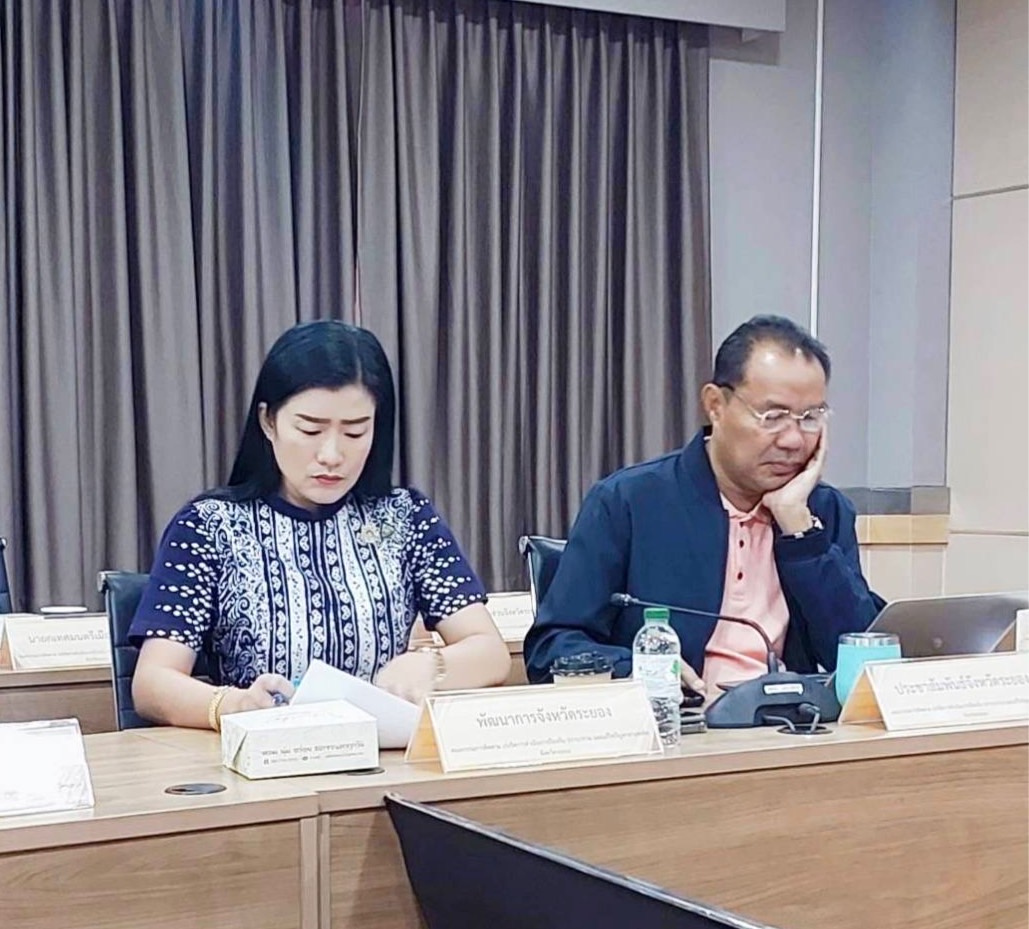 ช.ระยอง ร่วมประชุมศูนย์ปฏิบัติการติดตามเร่งรัดการบำบัดรักษา ฟื้นฟูสภาพสังคม ป้องกันและปราบปรามยาเสพติด ครั้งที่ 3/2568