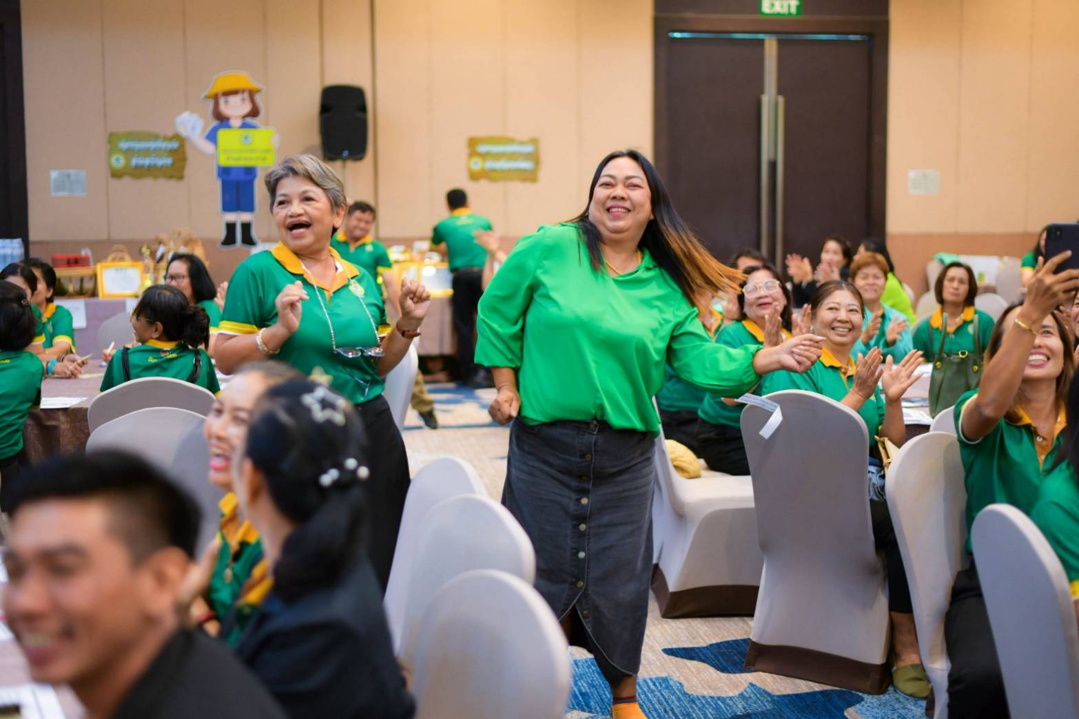 พช. ระยองแสดงพลังขับเคลื่อนงานกลุ่มออมทรัพย์เพื่อการผลิต ในงาน“มหกรรมการออม 51 ปี ทุนชุมชนขับเคลื่อนเศรษฐกิจฐานราก (ระดับภูมิภาค)