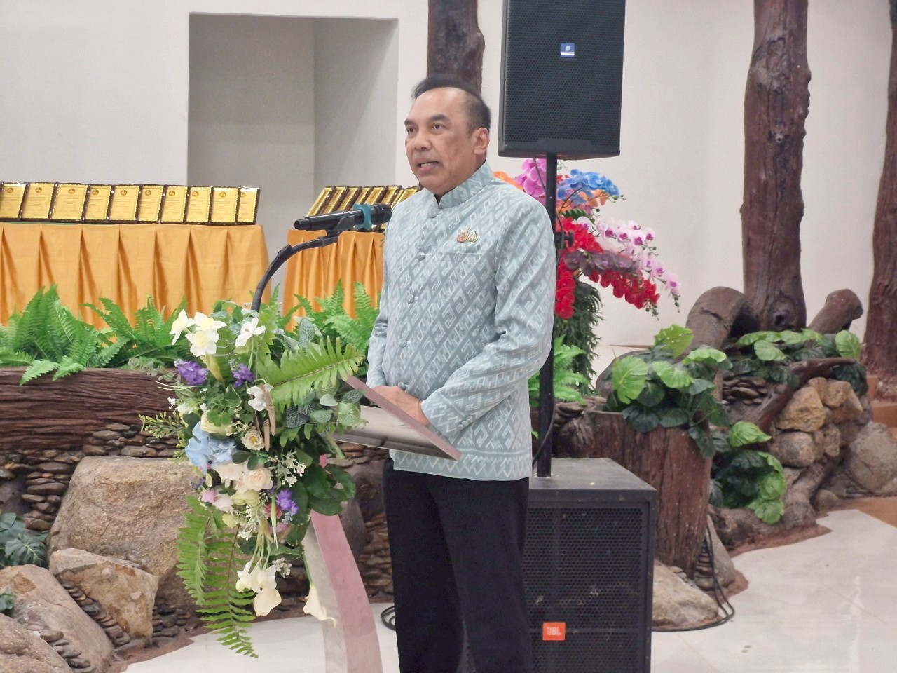 พช.ระยอง ดำเนินโครงการเชิดชูเกียรติสตรีภาคกลางทีมีผลงานดีเด่นเนื่องในงานสตรีสากล ประจำปี 2568