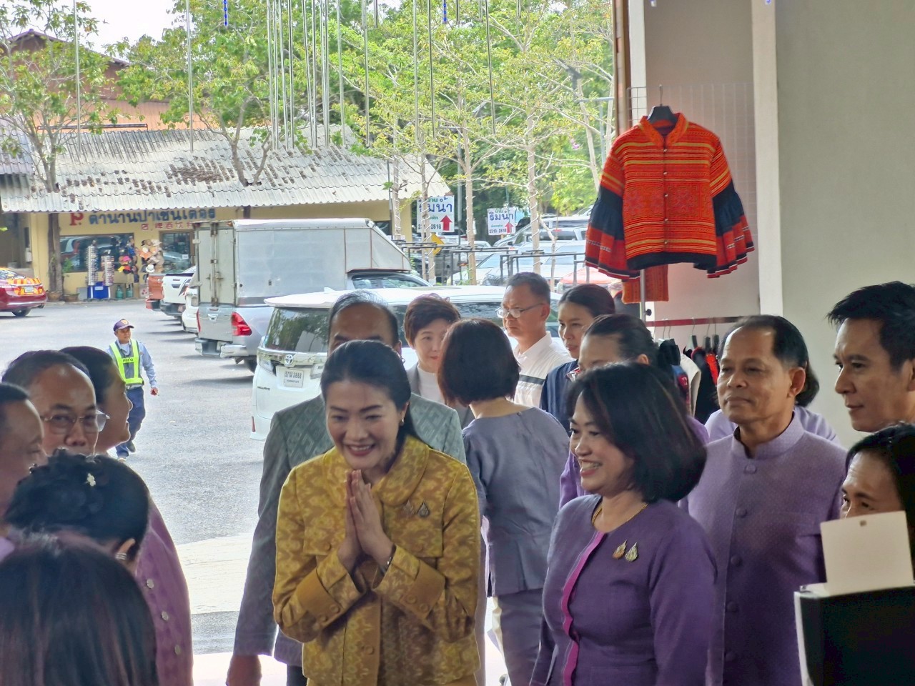 พช.ระยอง ดำเนินโครงการเชิดชูเกียรติสตรีภาคกลางทีมีผลงานดีเด่นเนื่องในงานสตรีสากล ประจำปี 2568