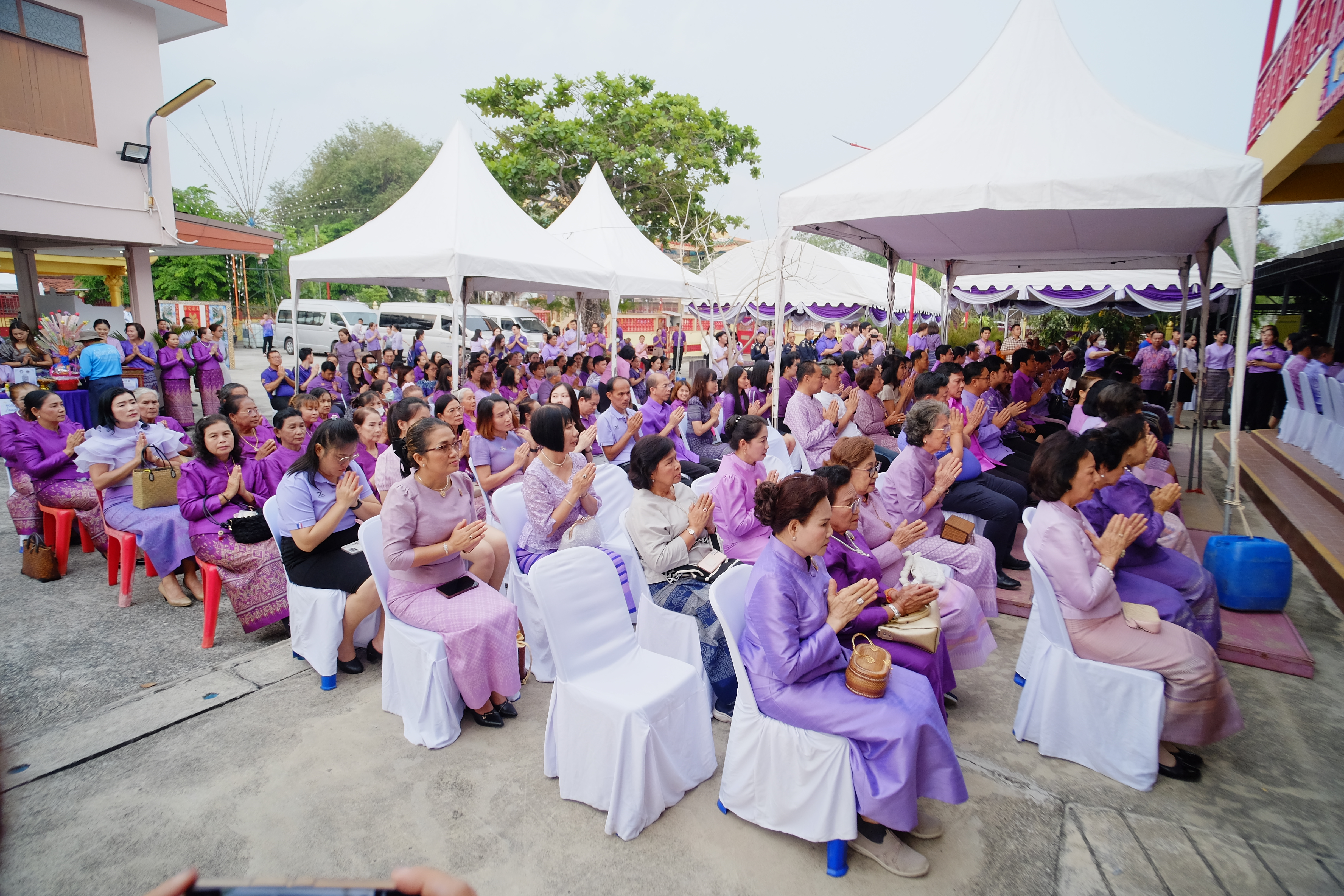 พช.ระยอง ทอดผ้าป่ากองทุนพัฒนาเด็กชุนบท ฯ ปี 2568