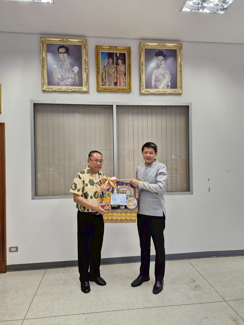 พช.ระยอง ร่วมกิจกรรม Happy Family สืบสาน สงกรานต์ ตำนาน พช. เนื่องในเทศกาลสงกรานต์ ประจำปี 2568  