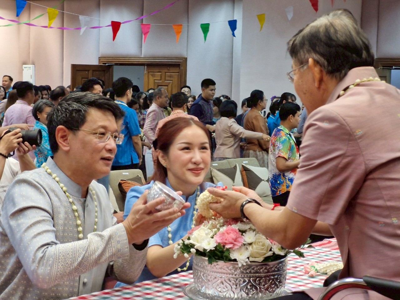 พช.ระยอง ร่วมกิจกรรม Happy Family สืบสาน สงกรานต์ ตำนาน พช. เนื่องในเทศกาลสงกรานต์ ประจำปี 2568  