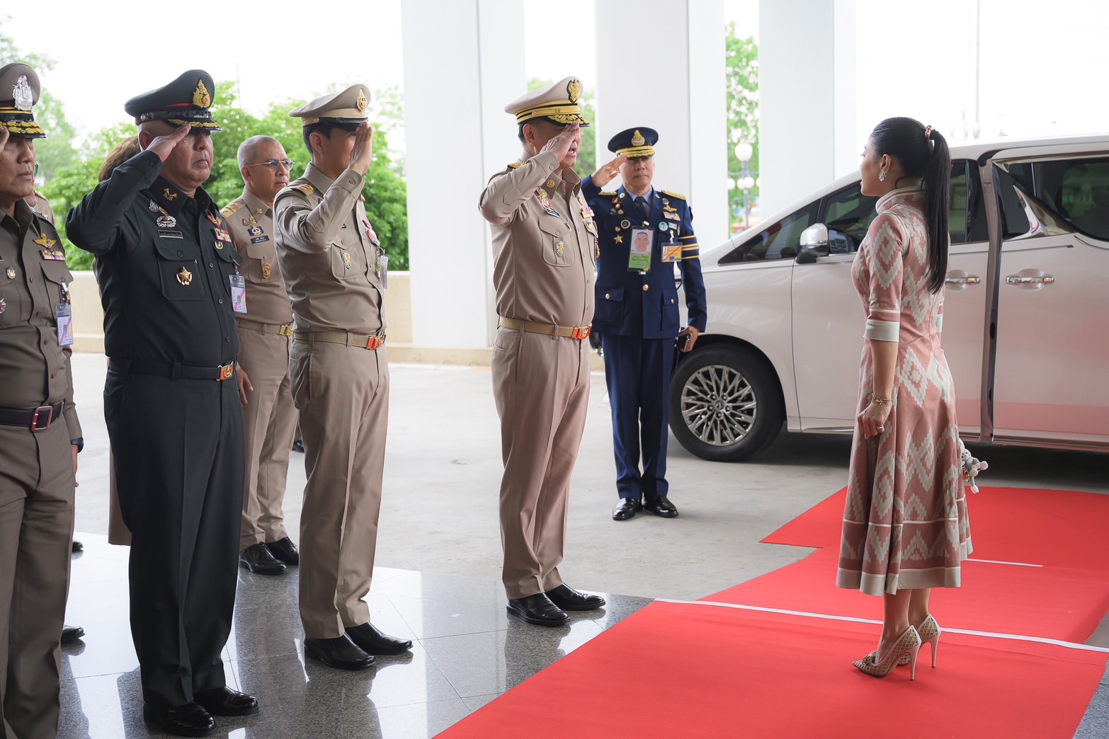 สำนักงานพัฒนาชุมชนจังหวัดระยอง ร่วมกิจกรรมโครงการจัดแสดงนิทรรศการและผลงานภูมิปัญญาผ้าไทยและงานหัตถกรรม