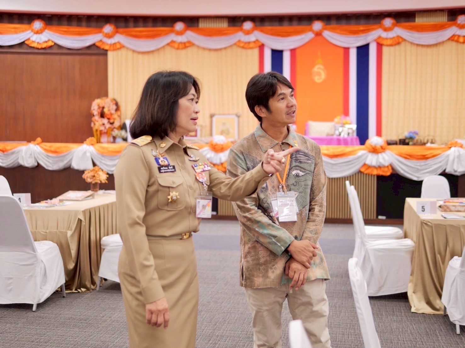 สำนักงานพัฒนาชุมชนจังหวัดระยอง ร่วมกิจกรรมโครงการจัดแสดงนิทรรศการและผลงานภูมิปัญญาผ้าไทยและงานหัตถกรรม