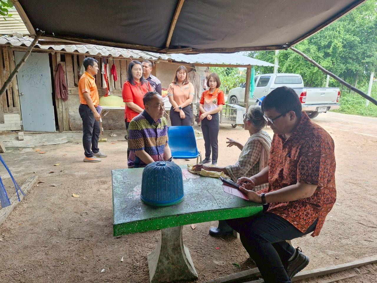 พช.ระยอง ลงพื้นที่ติดตามเยี่ยมเยือนกลุ่มเปราะบางที่ได้รับทุนช่วยเหลือจากกองทุนพัฒนาเด็กชนบทในพระราชูปถัมภ์สมเด็จพระเทพรัตนราชสุดาฯ สยามบรมราชกุมารี