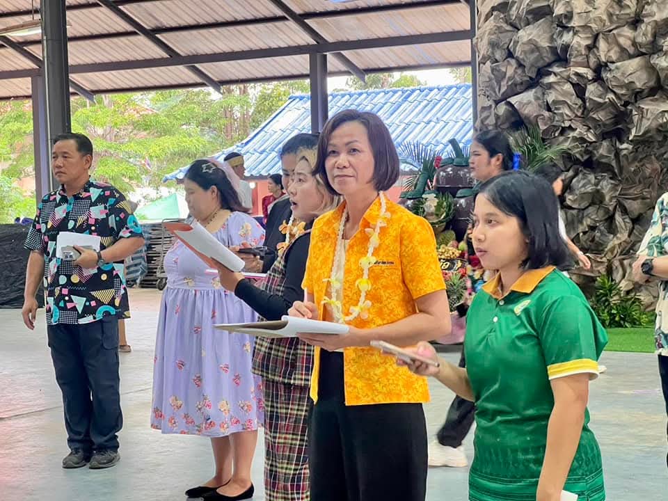 สำนักงานพัฒนาชุมชนจังหวัดระยอง ร่วมงานเทศกาลผลไม้และของดีอำเภอเขาชะเมา เปิดเขาเล่าเรื่อง เมืองชะเมา ครั้งที่ 15 ประจำปี พ.ศ. 2568