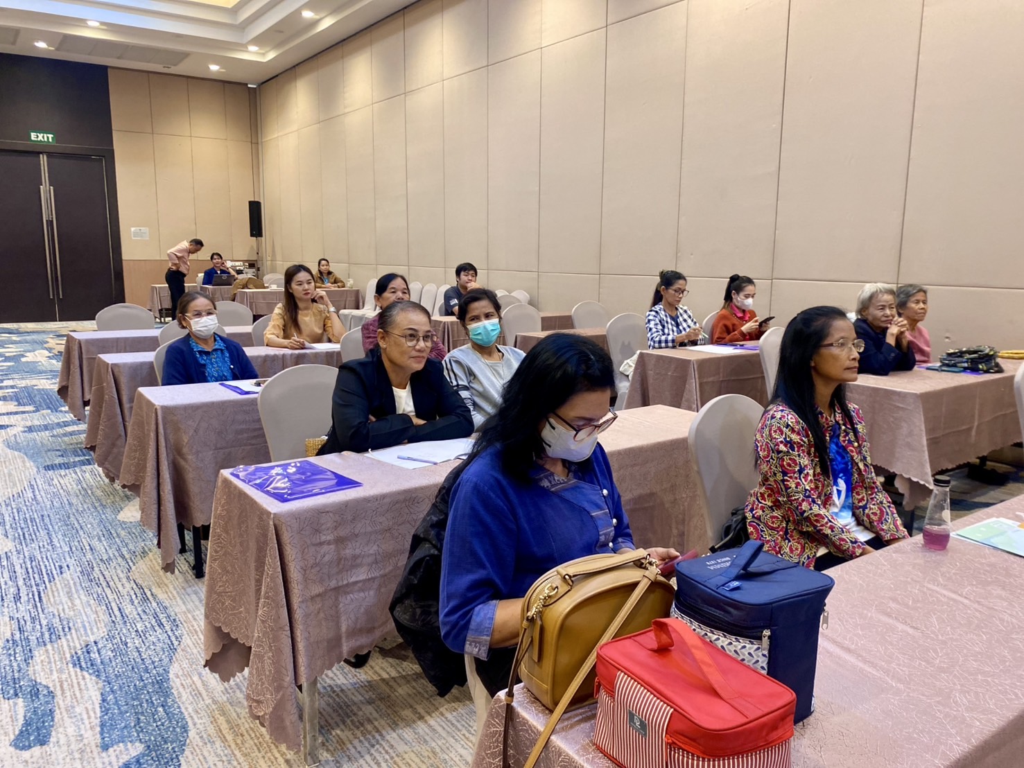 สำนักงานพัฒนาชุมชนจังหวัดระยอง จัดกิจกรรมโครงการส่งเสริมการสร้างรายได้จากกิจการอาหารปลอดภัย ประจำปีงบประมาณ พ.ศ. 2568