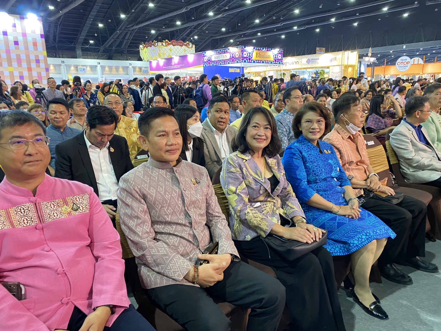 จังหวัดระยองร่วมพิธีเปิดงาน OTOP Midyear 2025 “ทันโลก ทันสมัย เศรษฐกิจไทยยั่งยืน” ชูศักยภาพภูมิปัญญาไทยสู่สากล 7 – 15 มิถุนายน 2568 ณ ชาเลนเจอร์ 1 – 3 อิมแพ็ค เมืองทองธานี